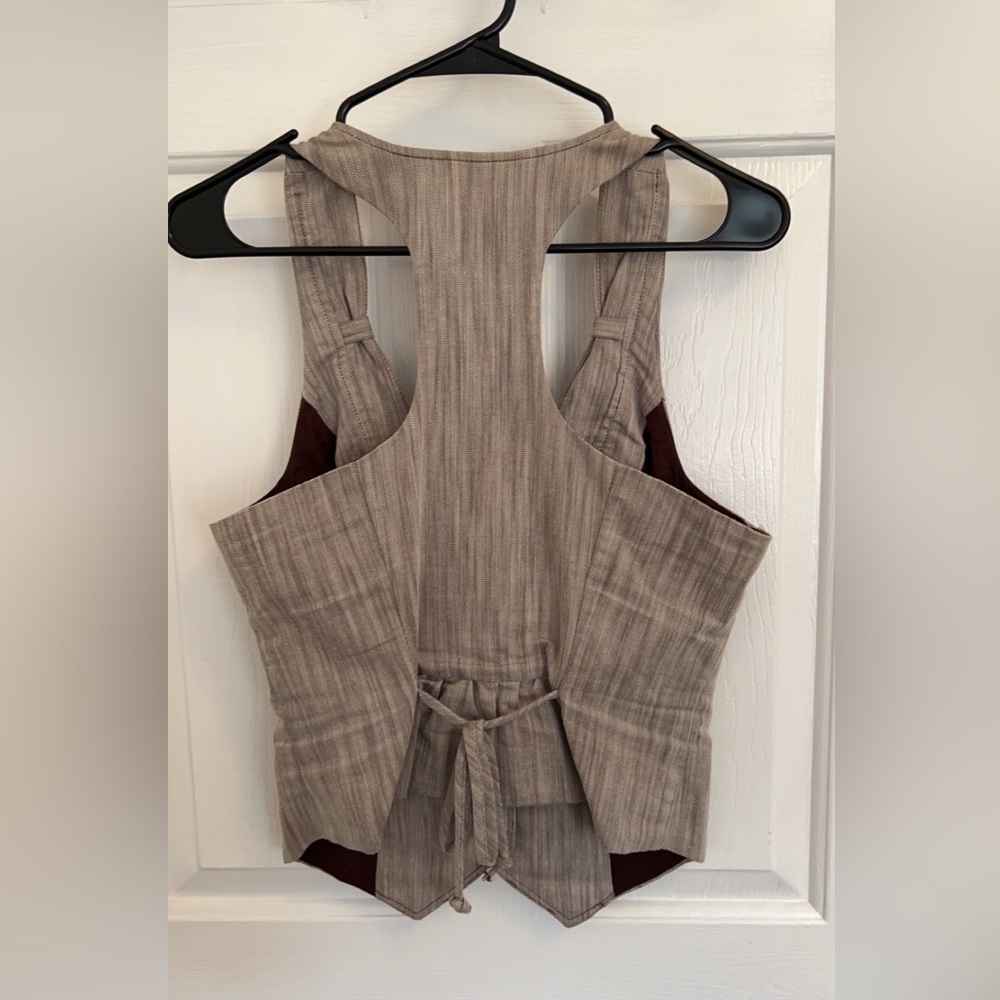 Dressy vest